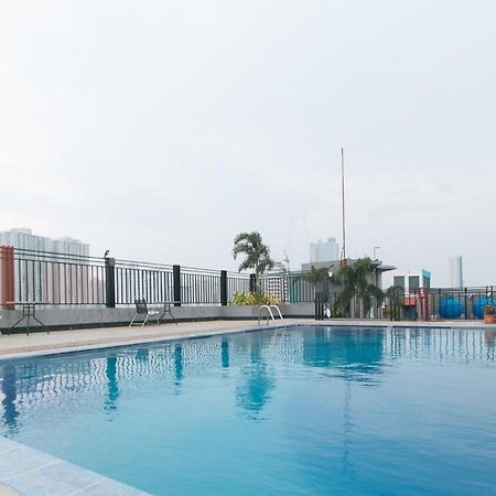 Reddoorz @ Melbourne Suites Makati Makati City Esterno foto