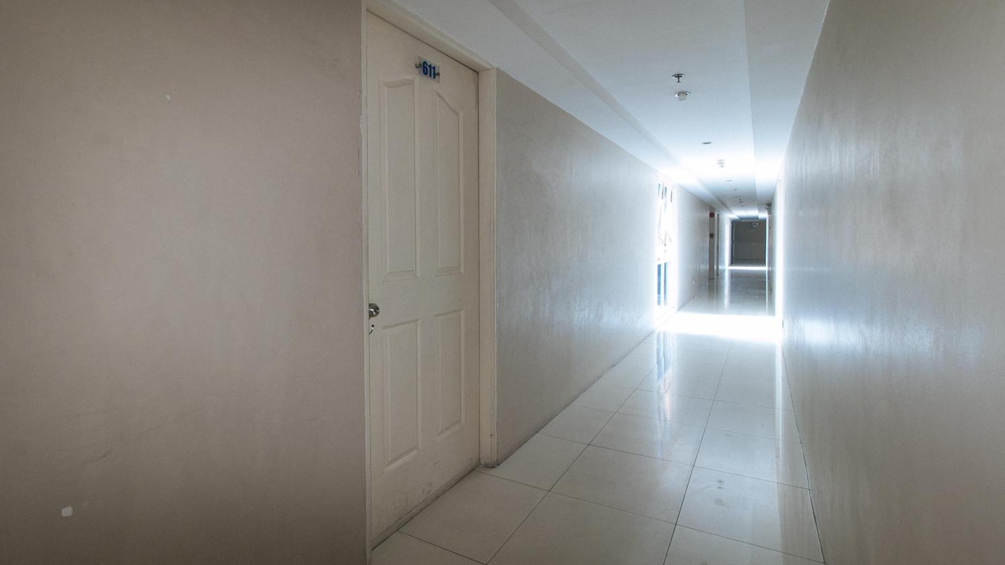 Reddoorz @ Melbourne Suites Makati Makati City Esterno foto